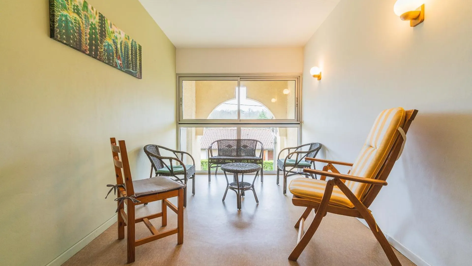 Les Mimosas - App 11 - Appartement Cosy Clim Balcon Cazaubon Francie
